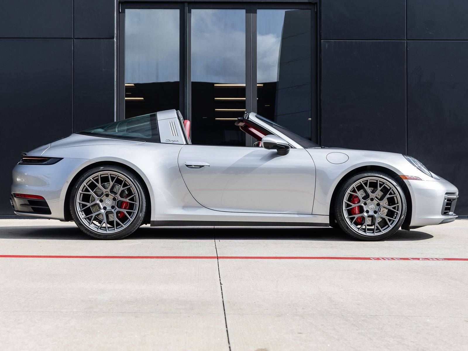 2022 Porsche 911 Targa 4S