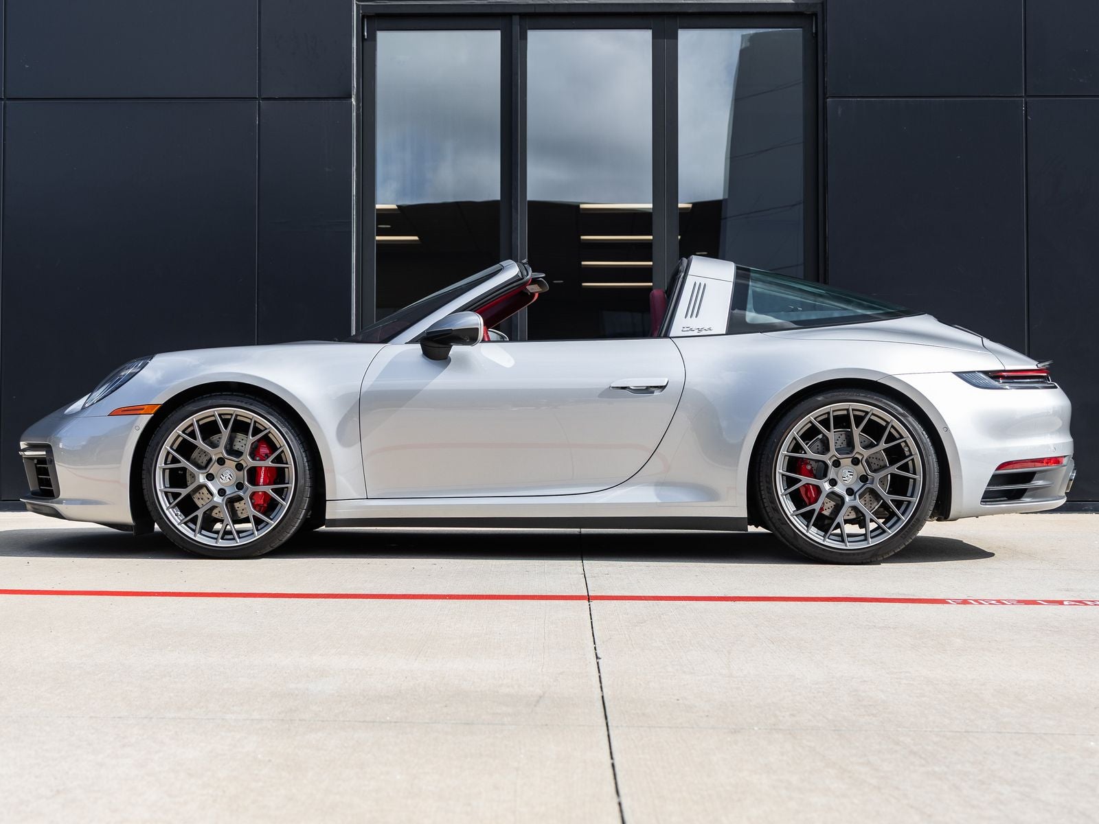 2022 Porsche 911 Targa 4S