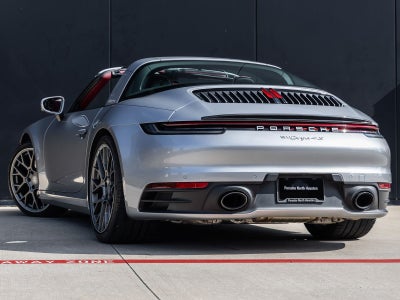 2022 Porsche 911 Targa 4S