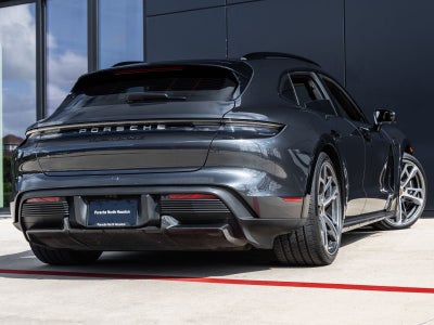 2023 Porsche Taycan Taycan Turbo S Cross Turismo