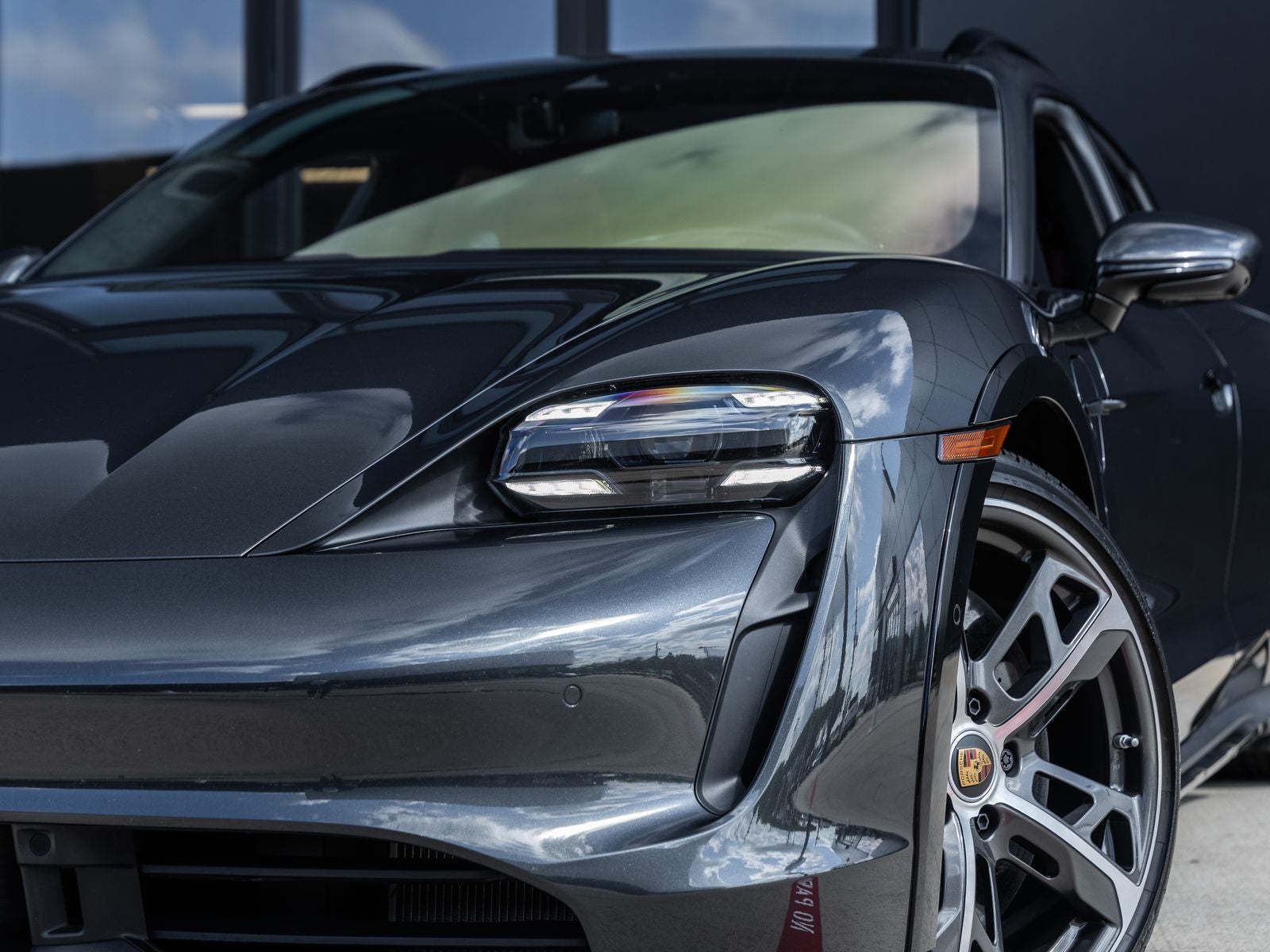 2023 Porsche Taycan Taycan Turbo S Cross Turismo