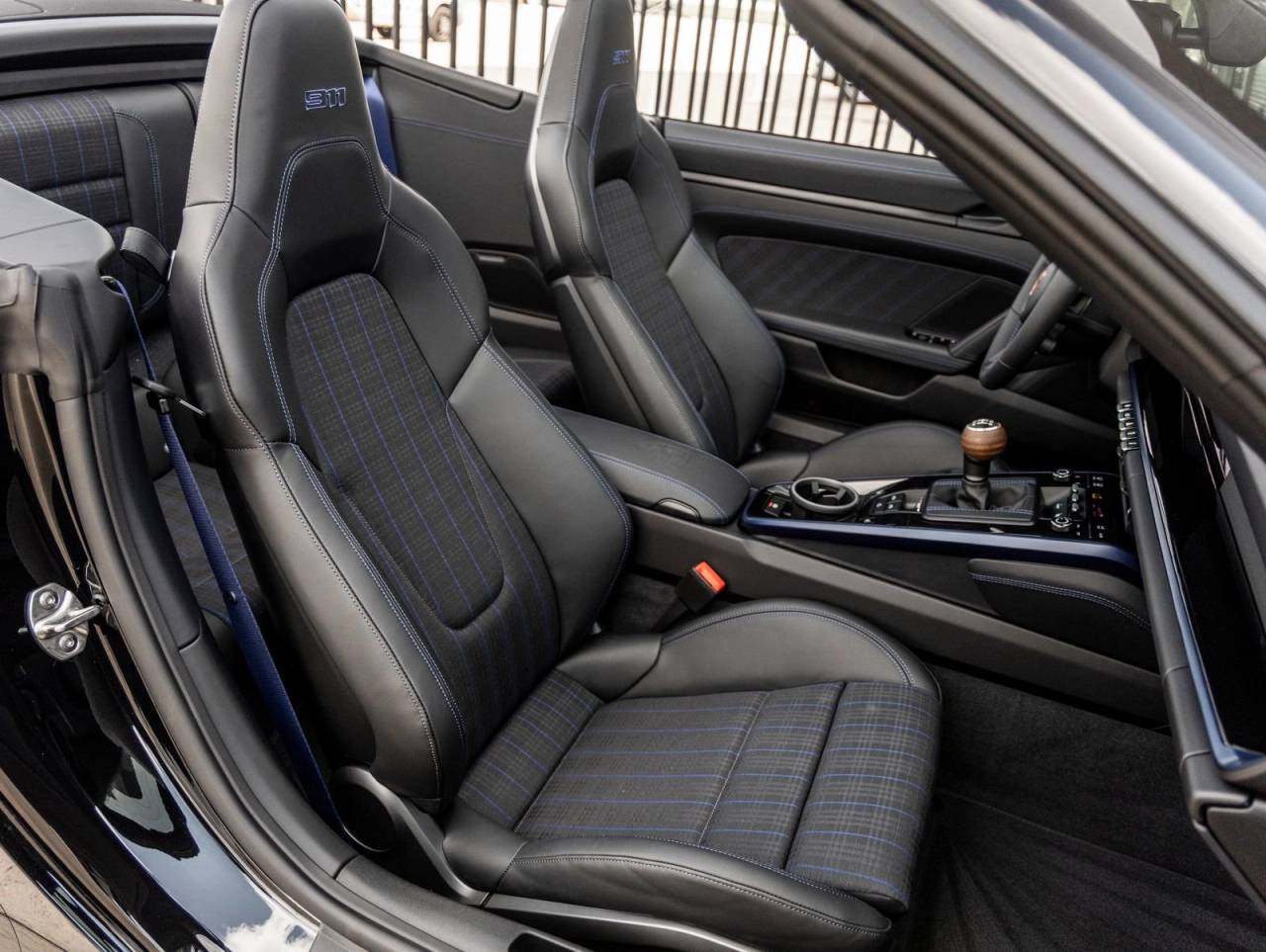 2026 Porsche 911 911 Carrera T Cabriolet