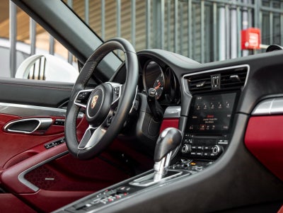 2017 Porsche 911 911 Carrera Cabriolet