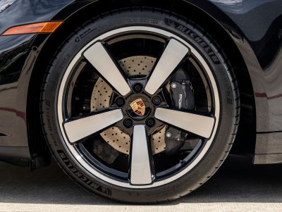 2026 Porsche 911 Carrera