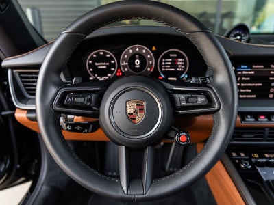 2025 Porsche 911 Carrera Cabriolet