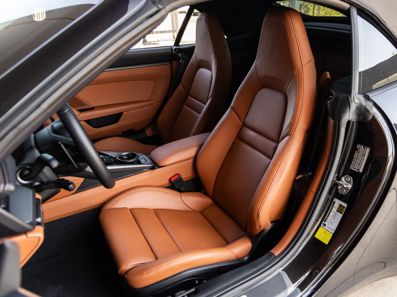 2025 Porsche 911 Carrera Cabriolet