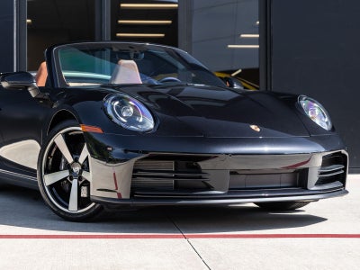 2025 Porsche 911 Carrera Cabriolet