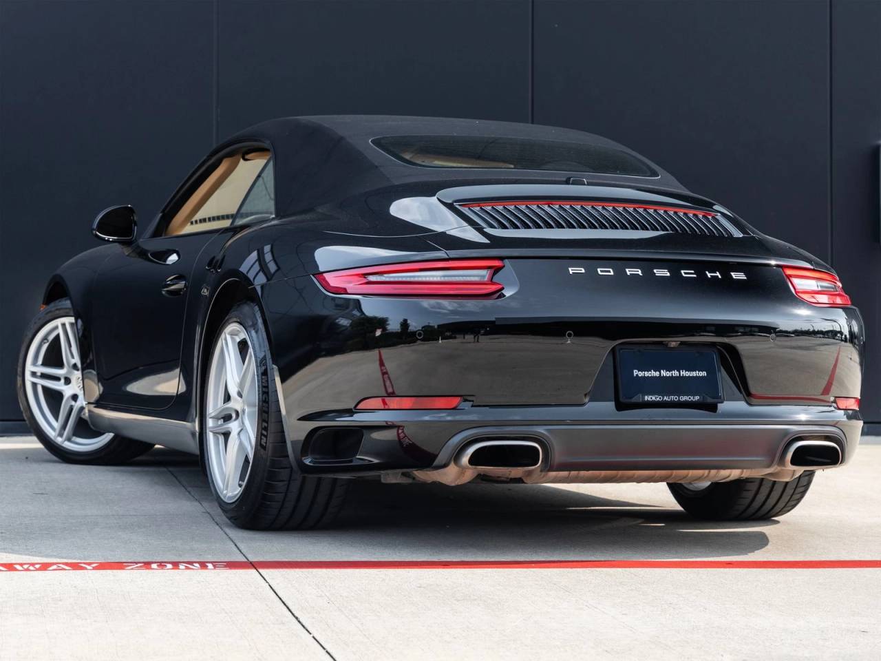 2017 Porsche 911 911 Carrera Cabriolet