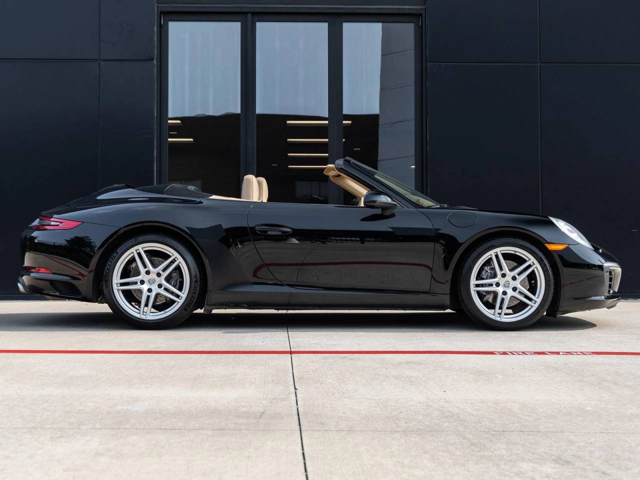2017 Porsche 911 911 Carrera Cabriolet