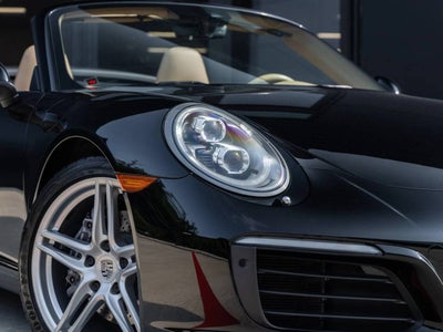 2017 Porsche 911 911 Carrera Cabriolet
