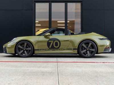2026 Porsche 911 Spirit 70 Cabriolet