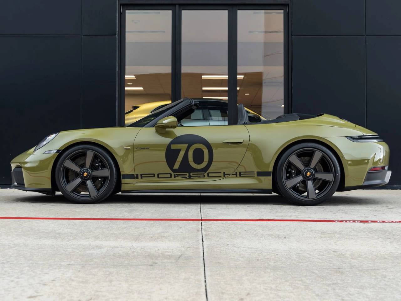 2026 Porsche 911 Spirit 70