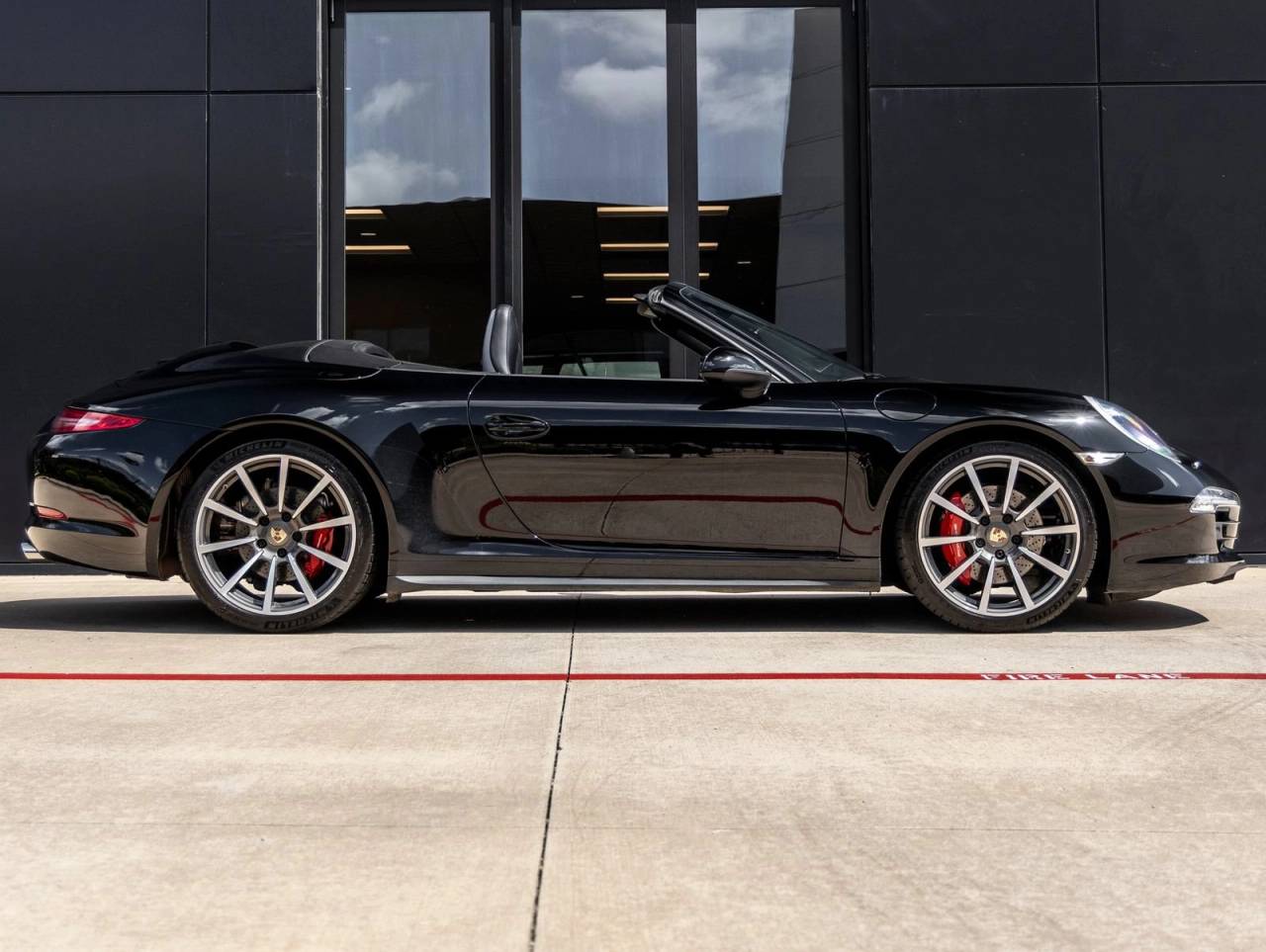 2014 Porsche 911 911 Carrera 4S Cabriolet