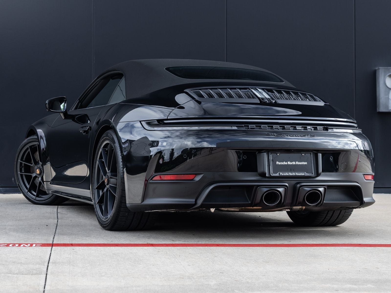 2026 Porsche 911 Carrera GTS Cabriolet