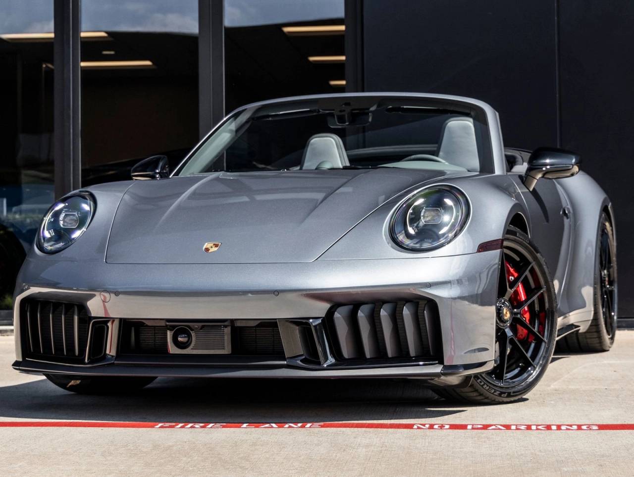2026 Porsche 911 Carrera GTS Cabriolet