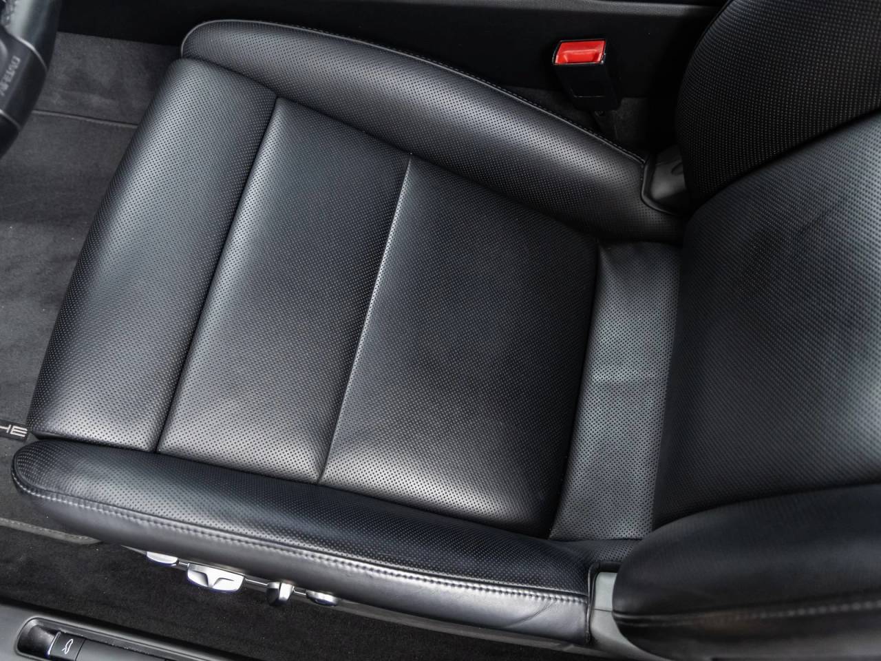 2013 Porsche 911 911 Carrera 4S Cabriolet
