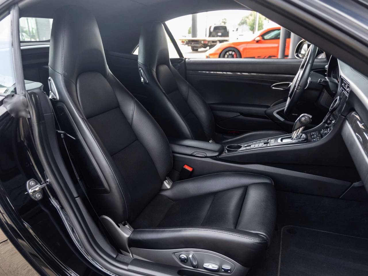 2013 Porsche 911 911 Carrera 4S Cabriolet