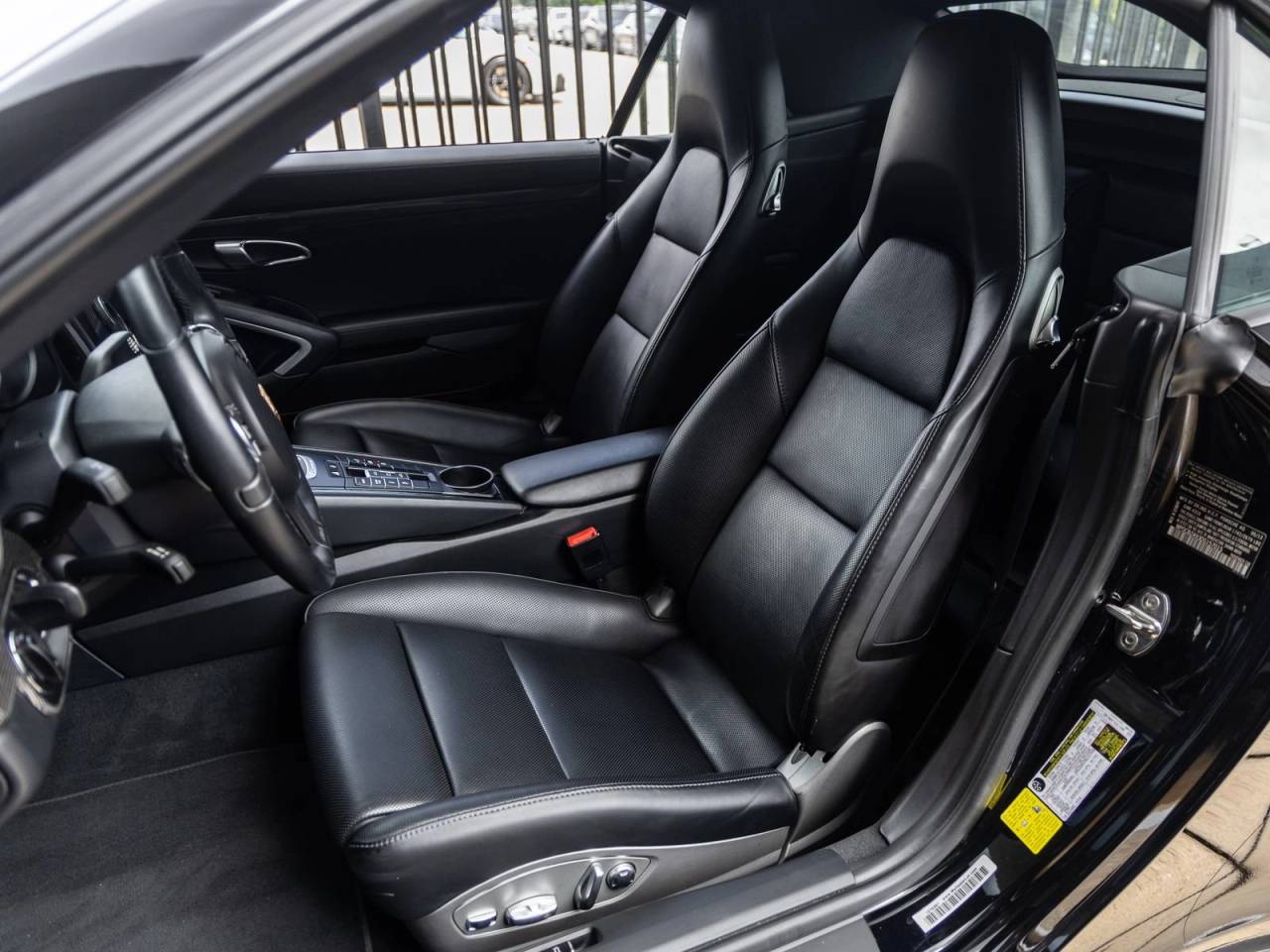 2013 Porsche 911 911 Carrera 4S Cabriolet