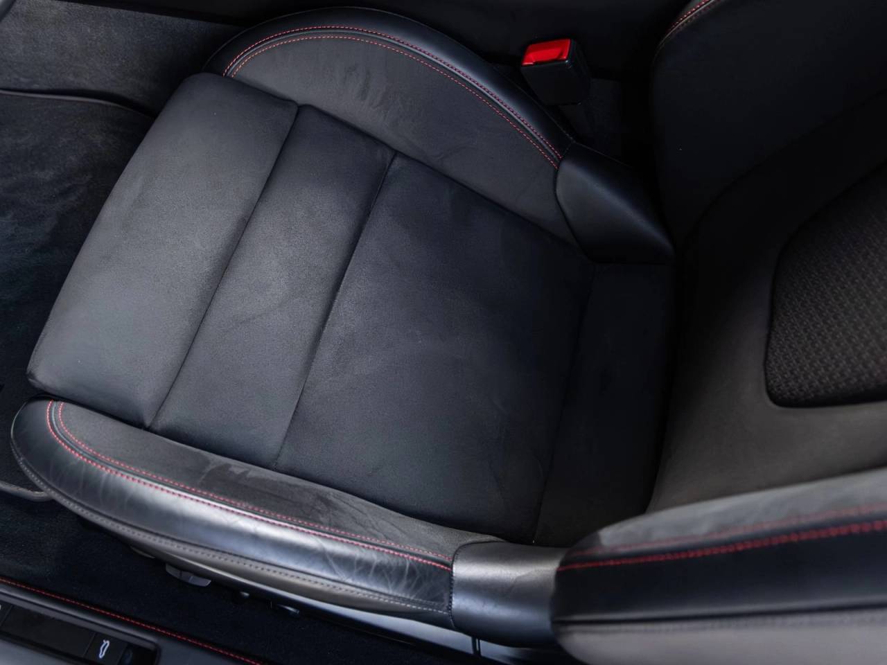 2026 Porsche 911 911 Carrera 4 GTS Cabriolet