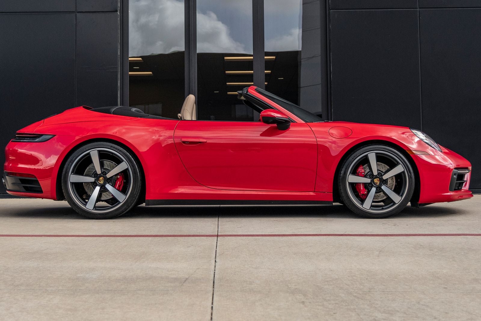 2021 Porsche 911 Carrera 4S Cabriolet