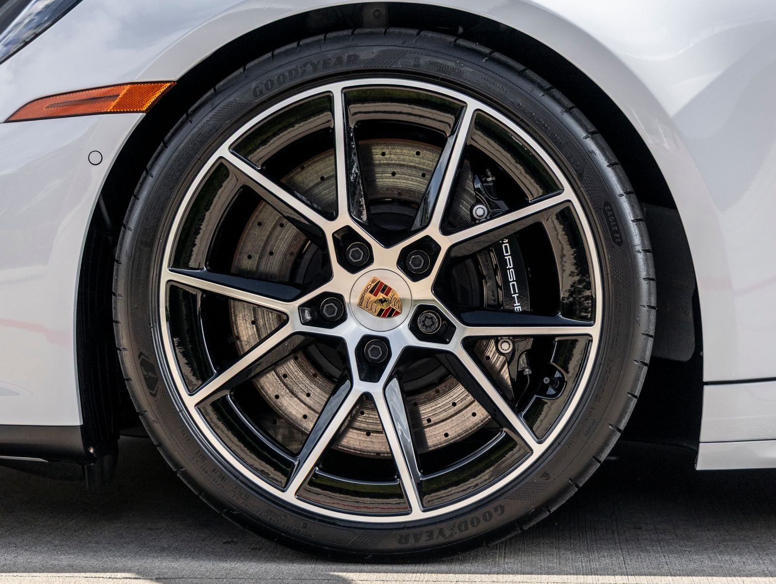 2026 Porsche 911 Carrera GTS
