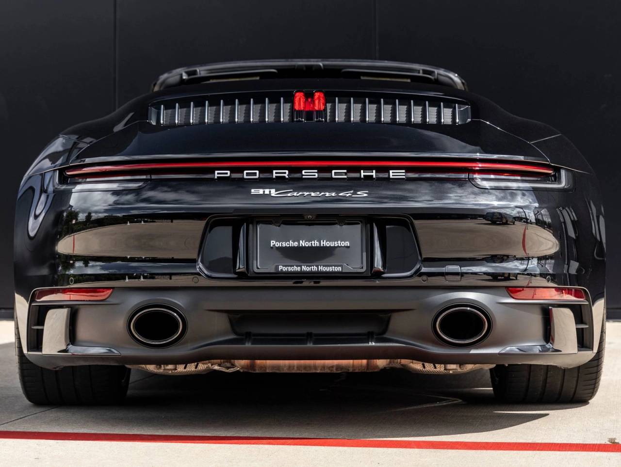 2020 Porsche 911 Carrera 4S Cabriolet