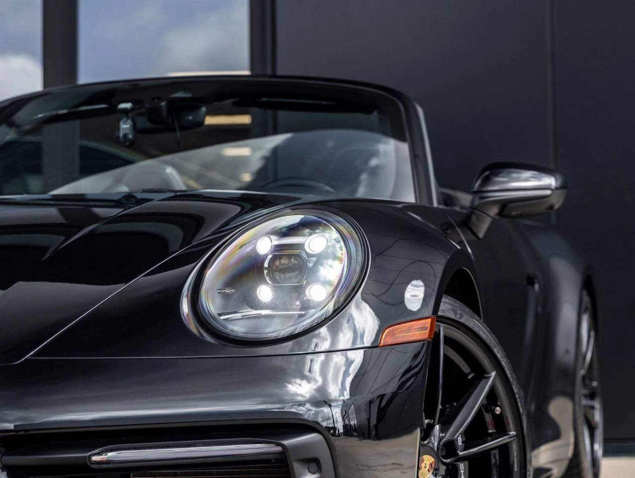 2020 Porsche 911 Carrera 4S Cabriolet