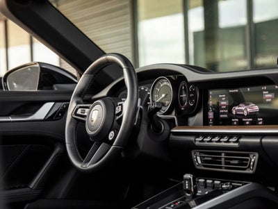 2020 Porsche 911 Carrera 4S Cabriolet