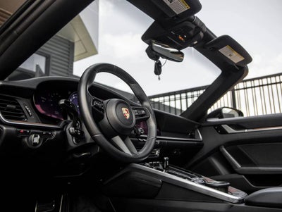 2020 Porsche 911 Carrera 4S Cabriolet