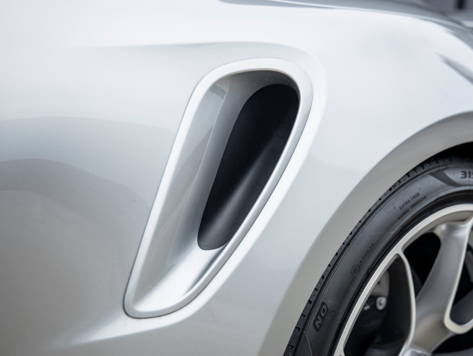 2023 Porsche 911 911 Turbo S Cabriolet (MY23)