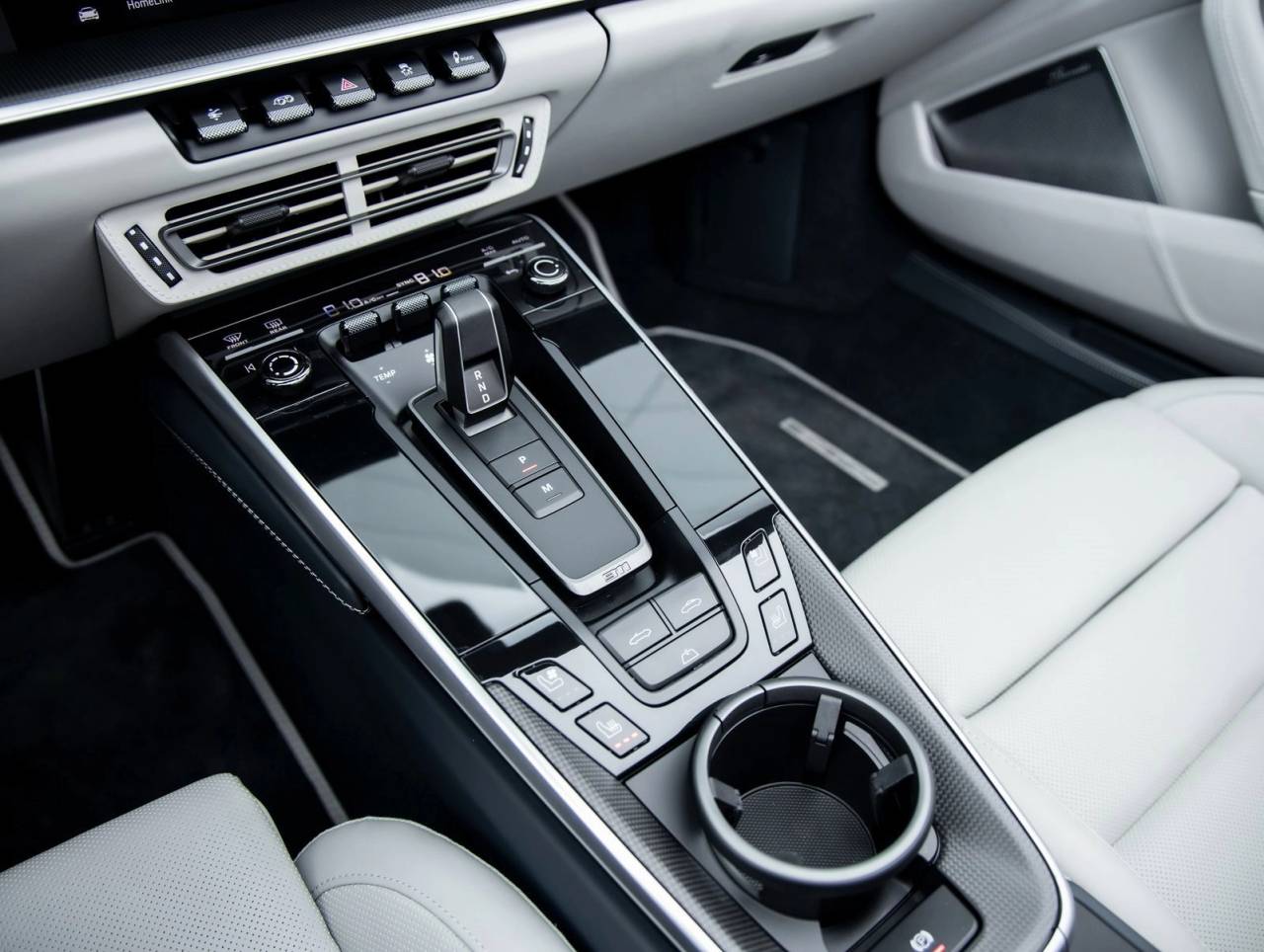 2023 Porsche 911 911 Turbo S Cabriolet (MY23)