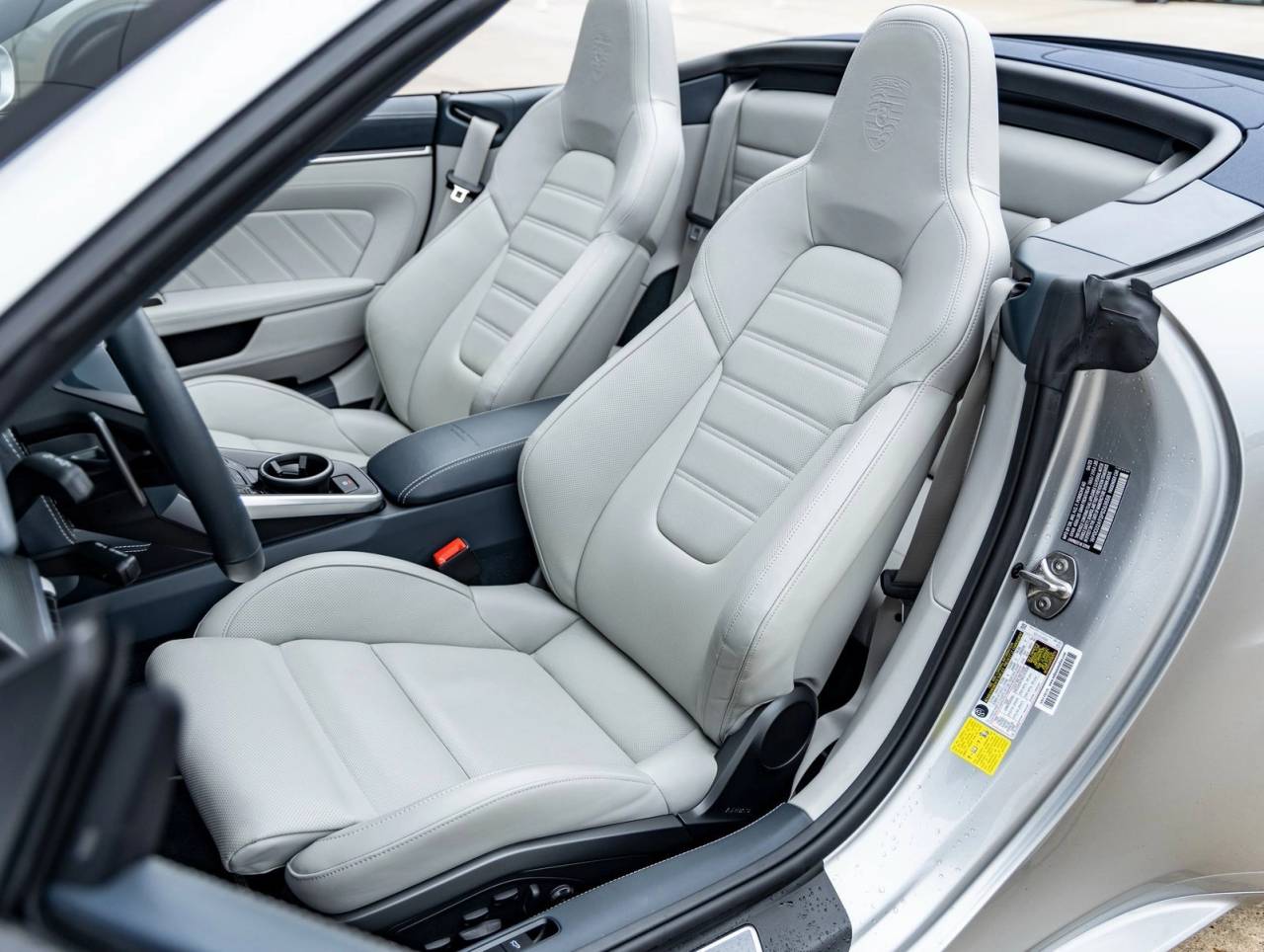 2023 Porsche 911 911 Turbo S Cabriolet (MY23)