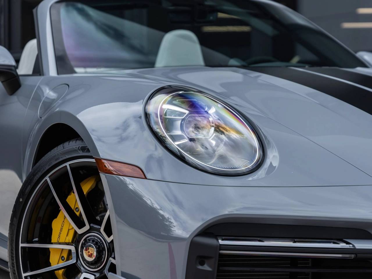 2023 Porsche 911 911 Turbo S Cabriolet (MY23)