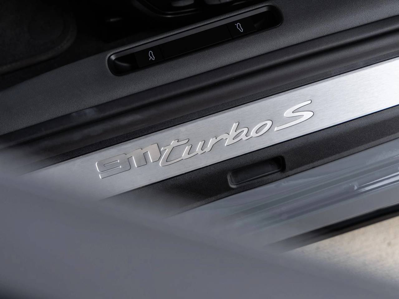 2023 Porsche 911 911 Turbo S Cabriolet (MY23)