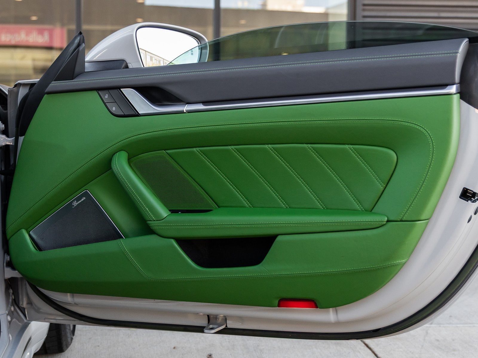 2022 Porsche 911 911 Turbo S Cabriolet (MY22)