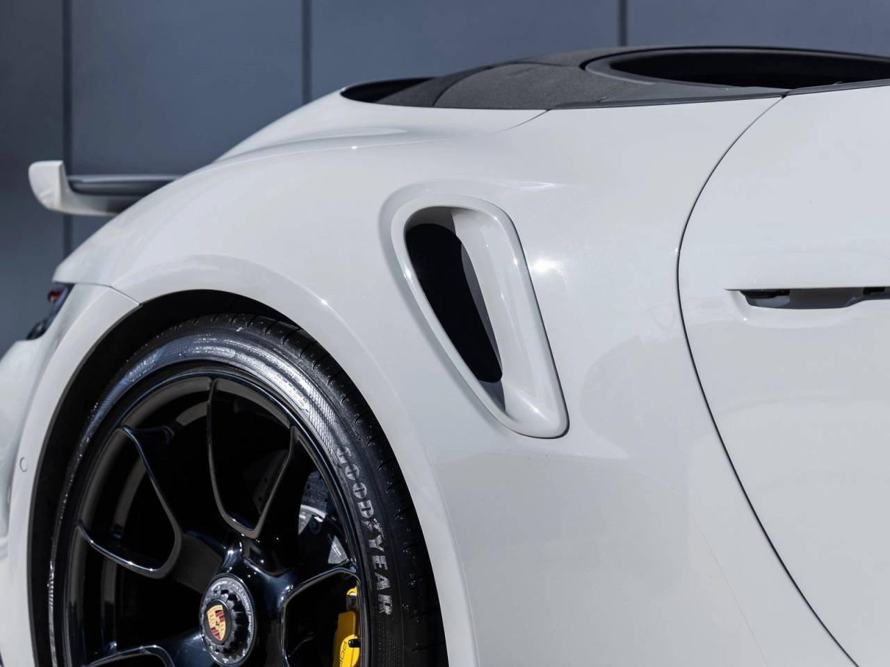 2022 Porsche 911 911 Turbo S Cabriolet (MY22)