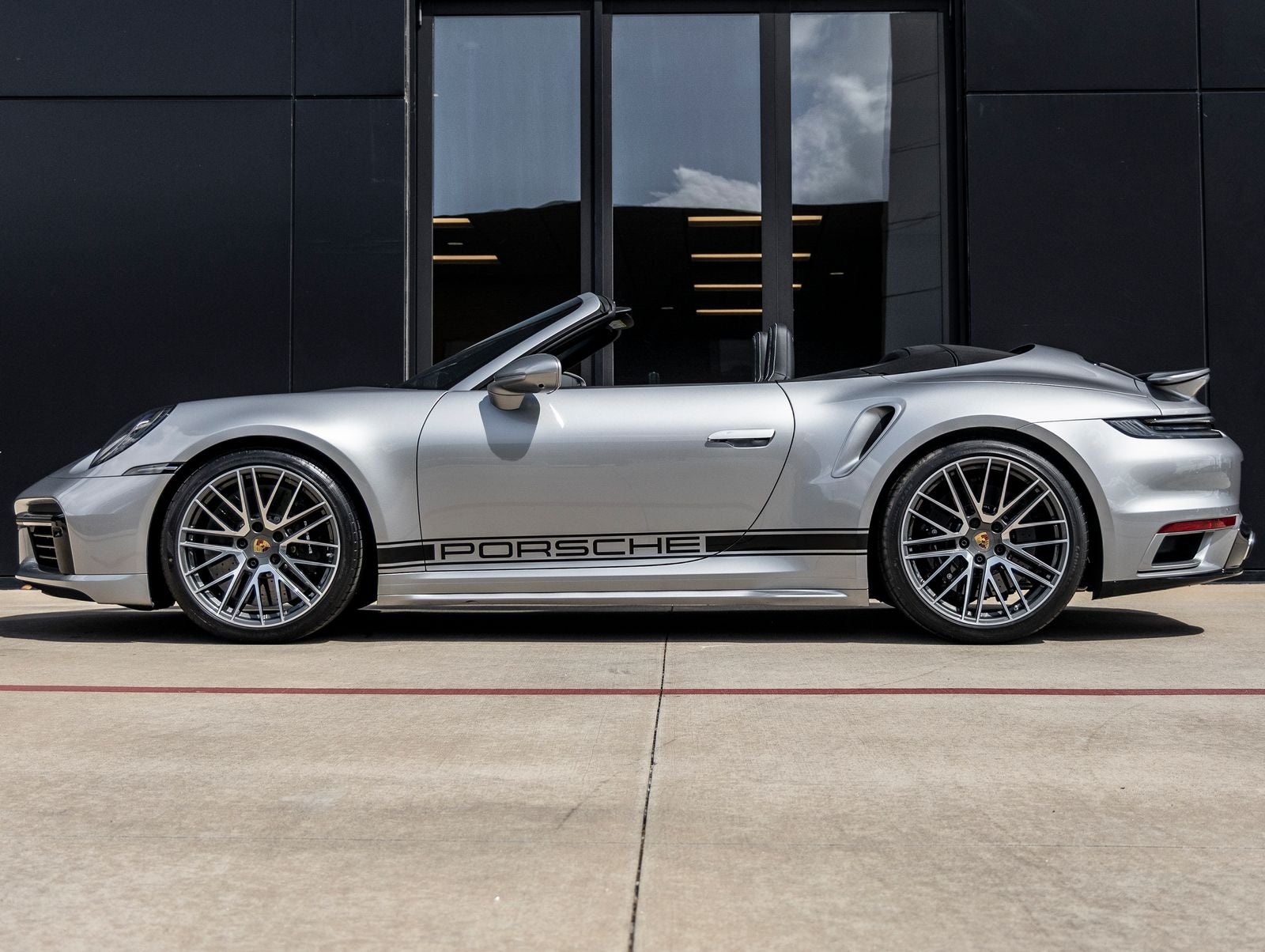 2024 Porsche 911 Turbo S Cabriolet