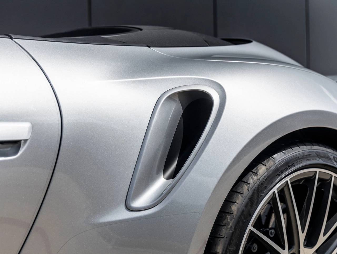 2024 Porsche 911 Turbo S Cabriolet