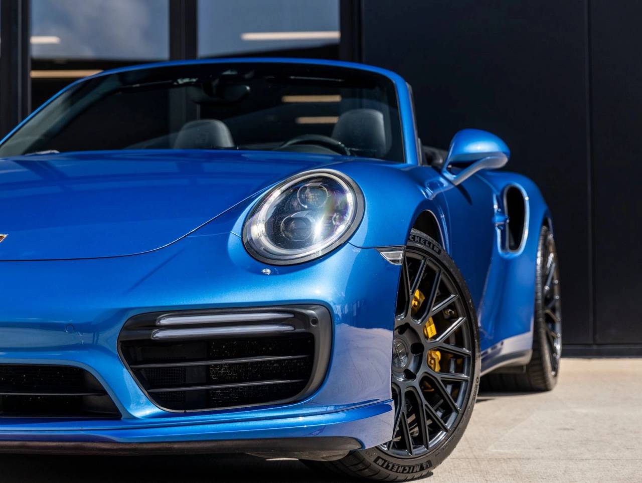 2017 Porsche 911 911 Turbo S Cabriolet