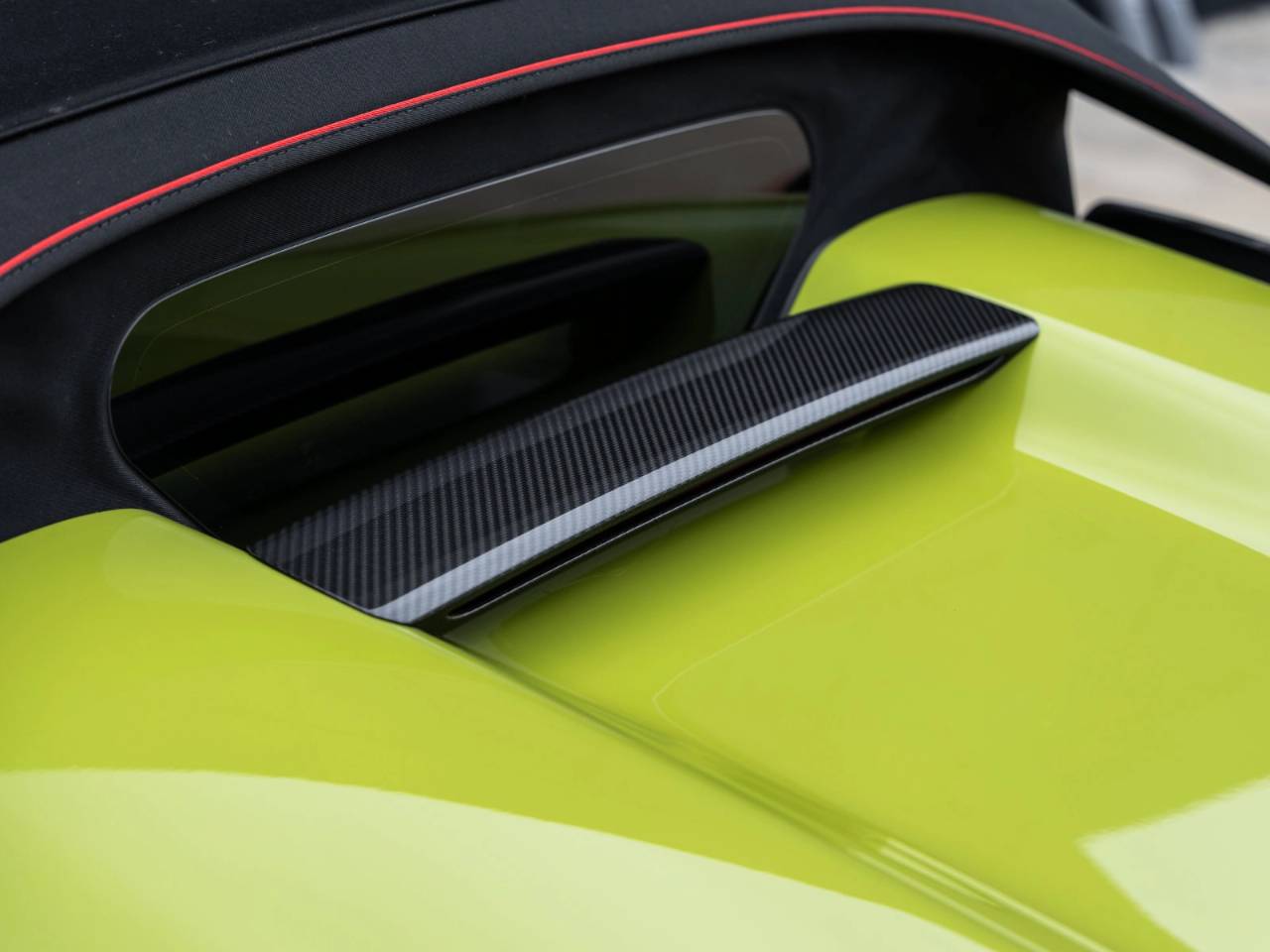 2025 Porsche 718 718 Spyder RS