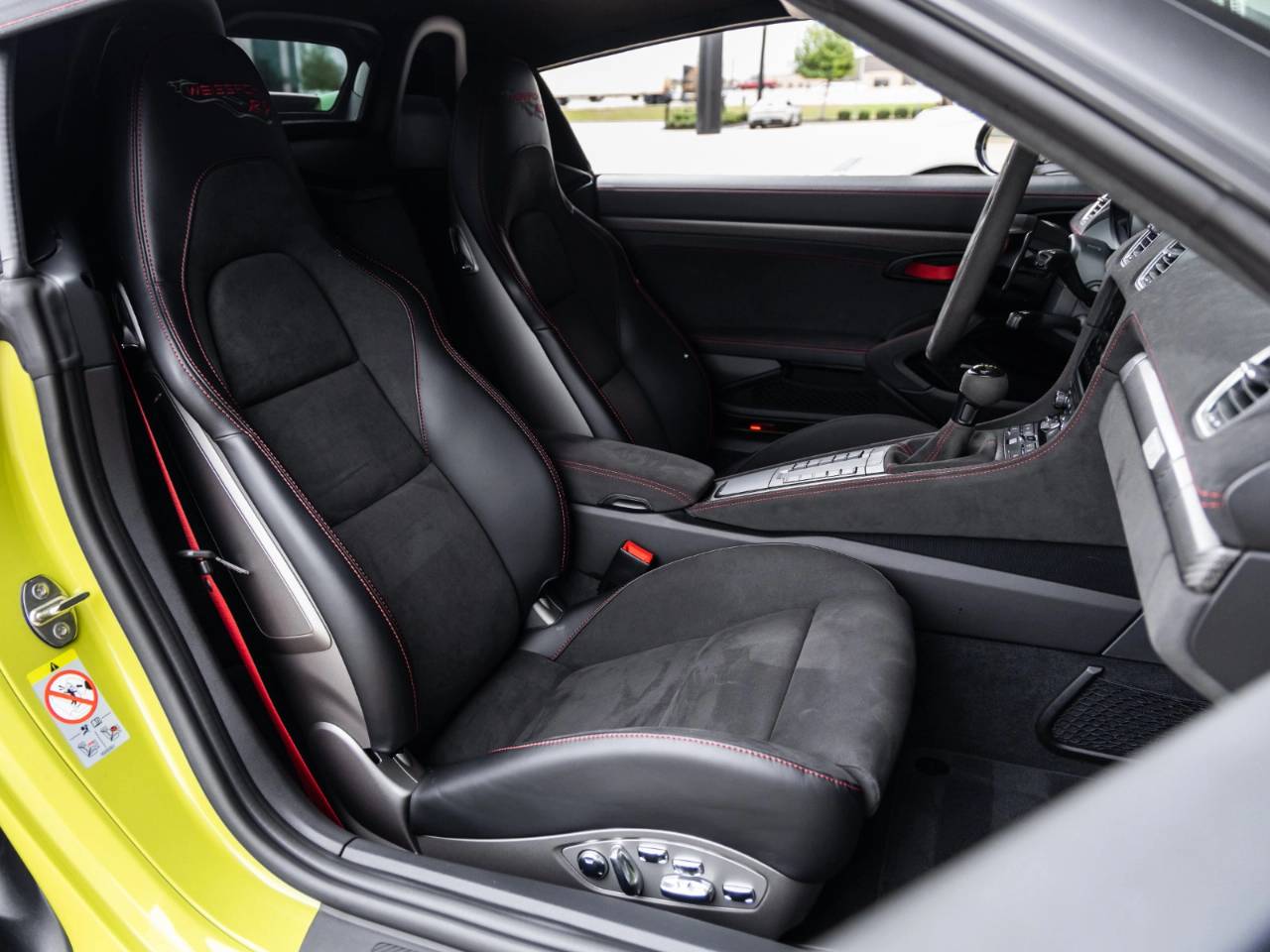 2025 Porsche 718 718 Spyder RS
