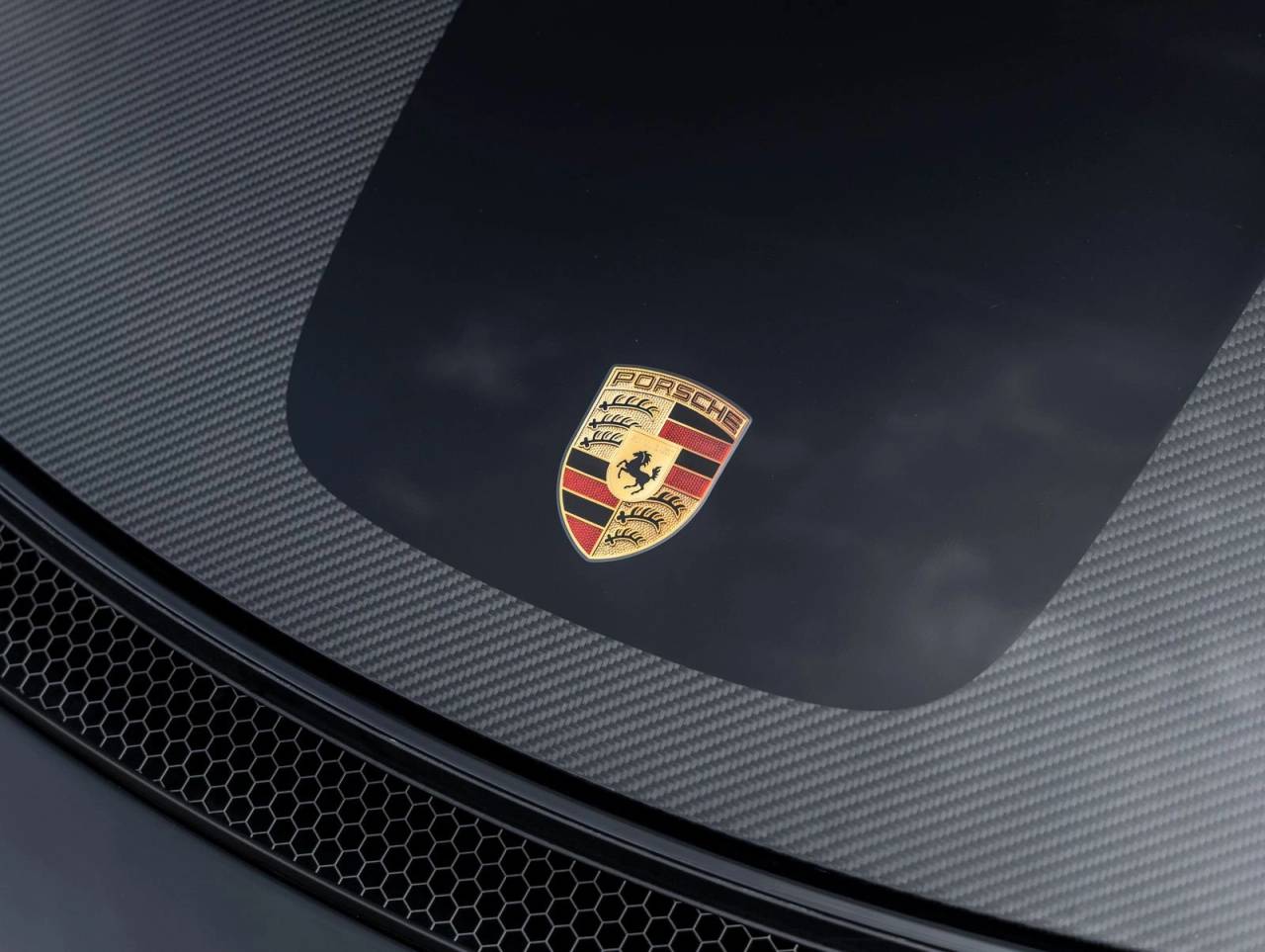 2025 Porsche 718 Spyder RS