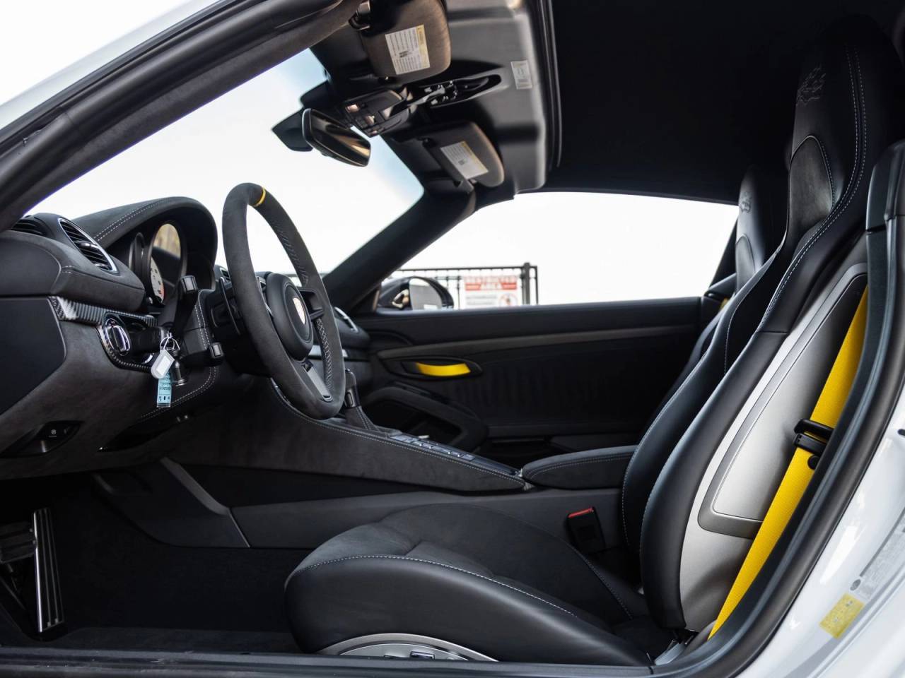2025 Porsche 718 718 Spyder RS