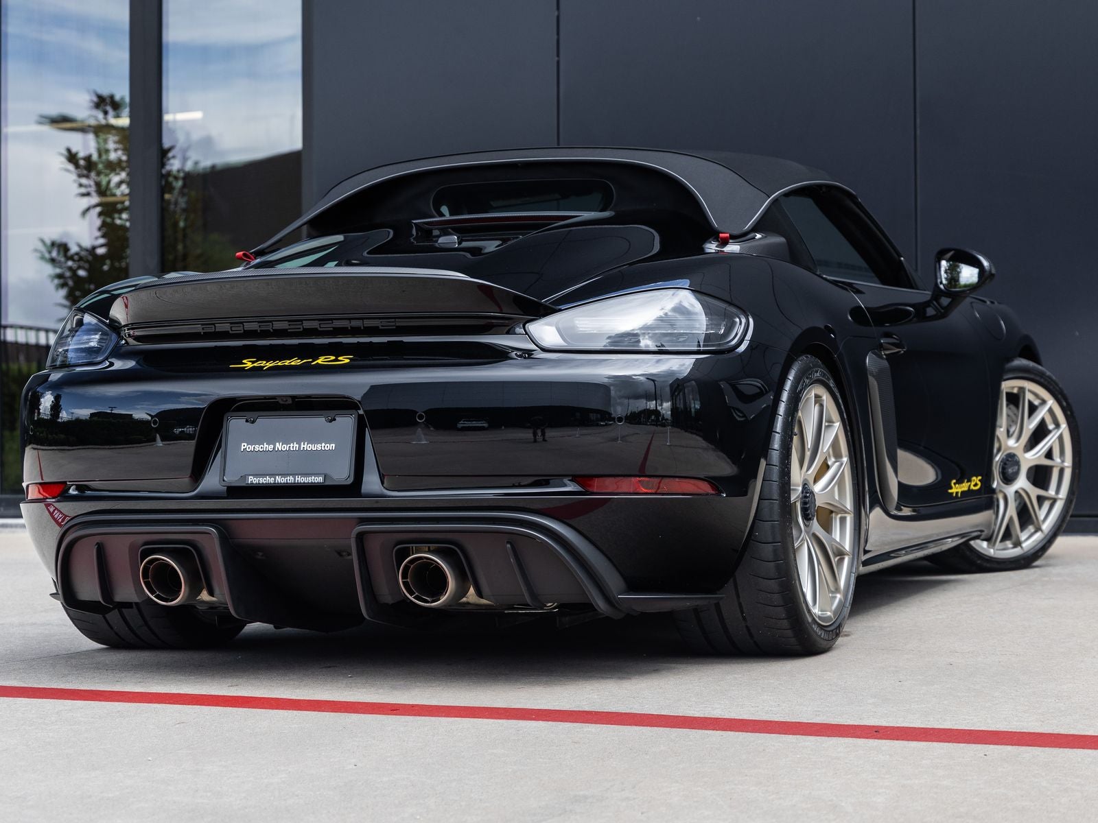 2024 Porsche 718 Spyder RS
