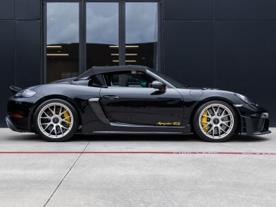 2024 Porsche 718 Spyder RS
