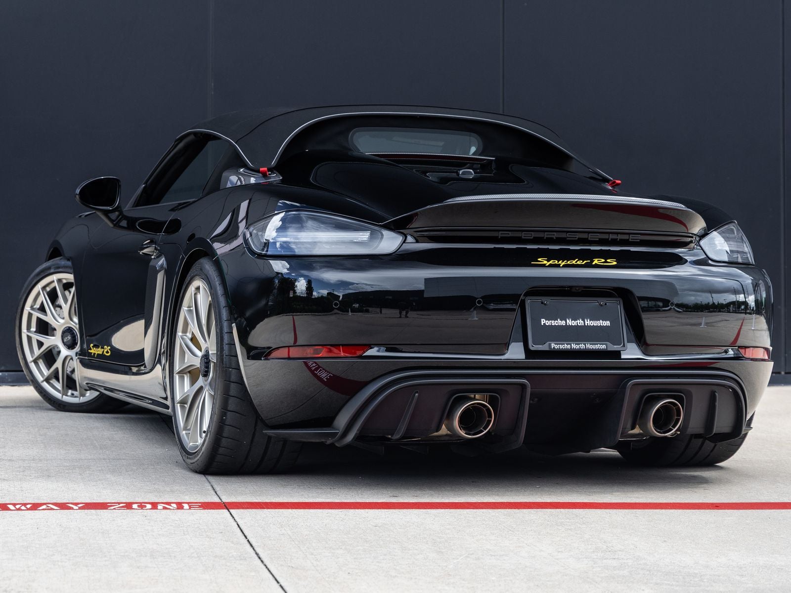 2024 Porsche 718 Spyder RS