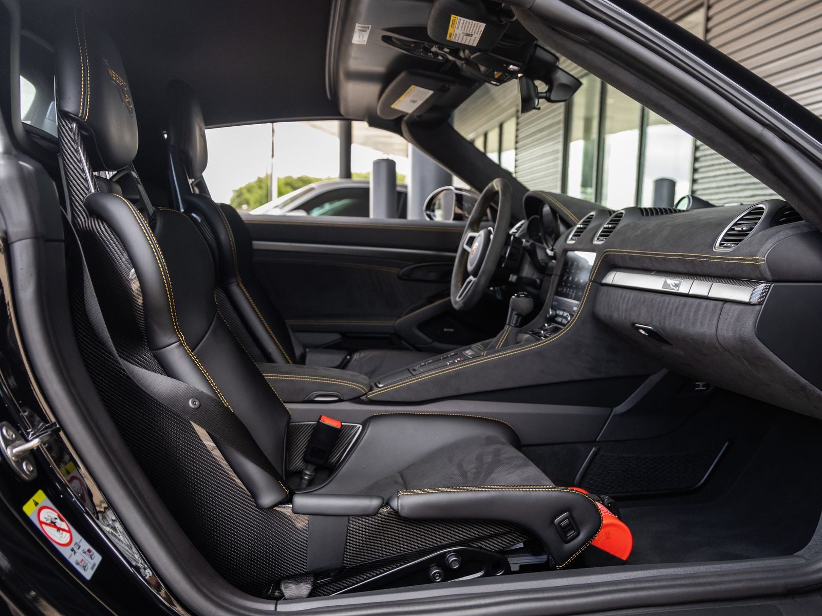 2024 Porsche 718 Spyder RS