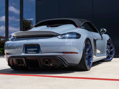 2025 Porsche 718 Spyder RS