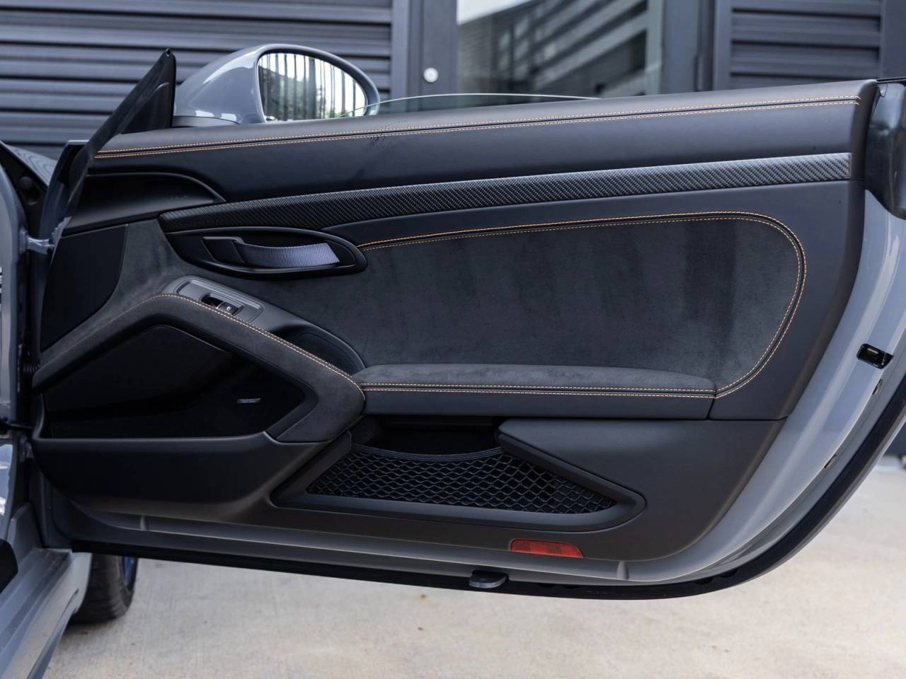 2025 Porsche 718 Spyder RS