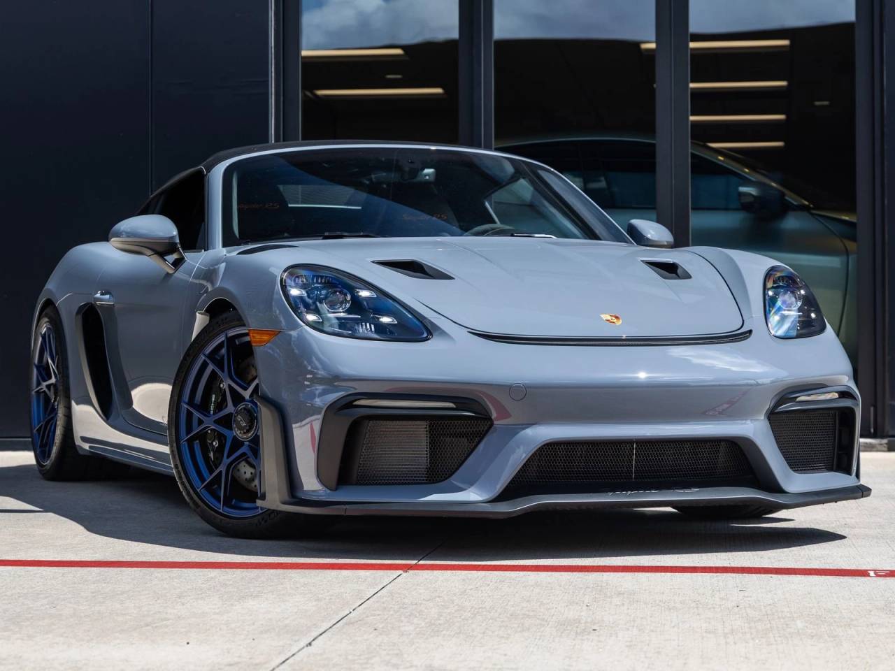 2025 Porsche 718 Spyder RS